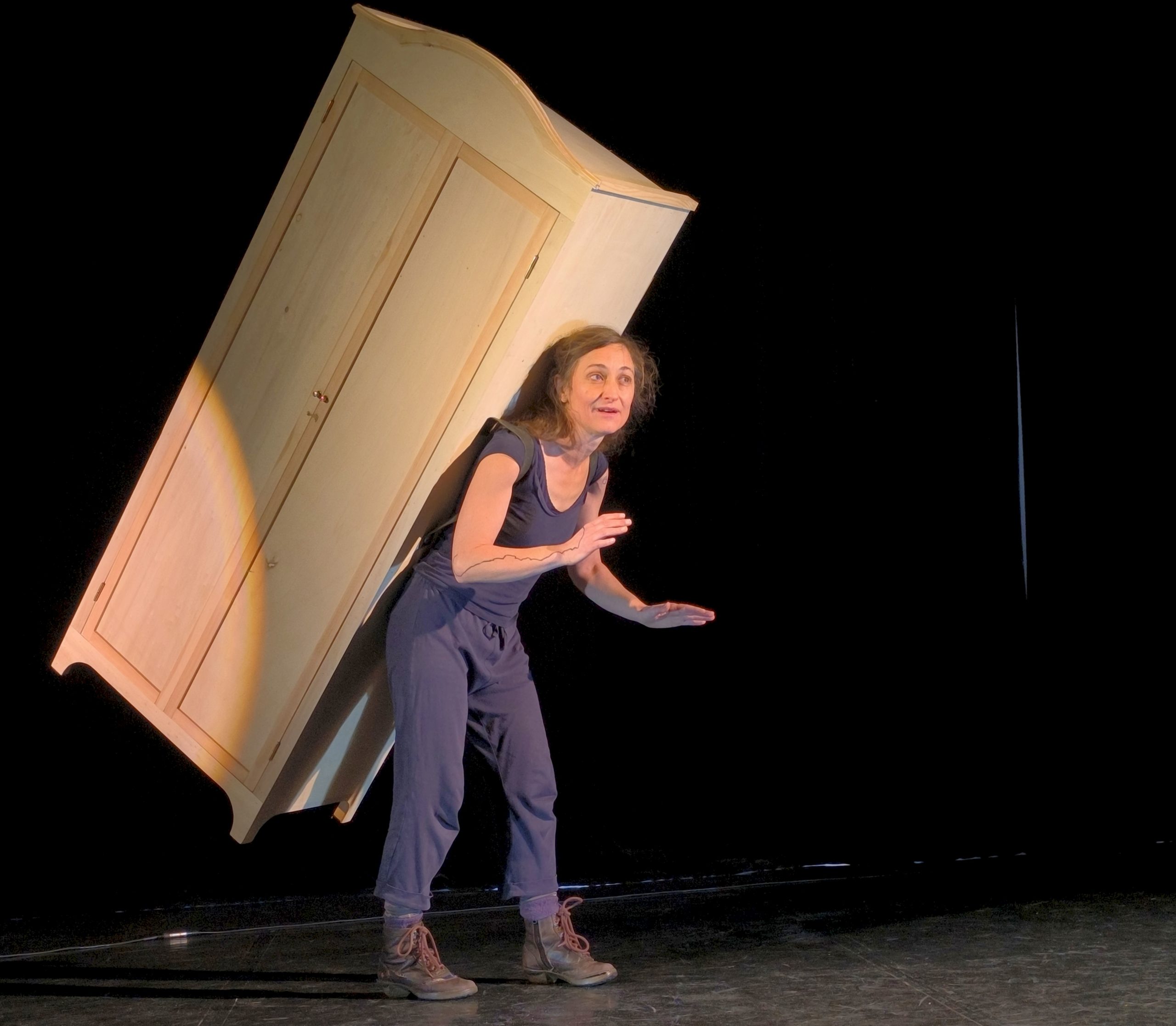 L'armoire d'Olga - Compagnie Nina - Natalia Wolkowinski